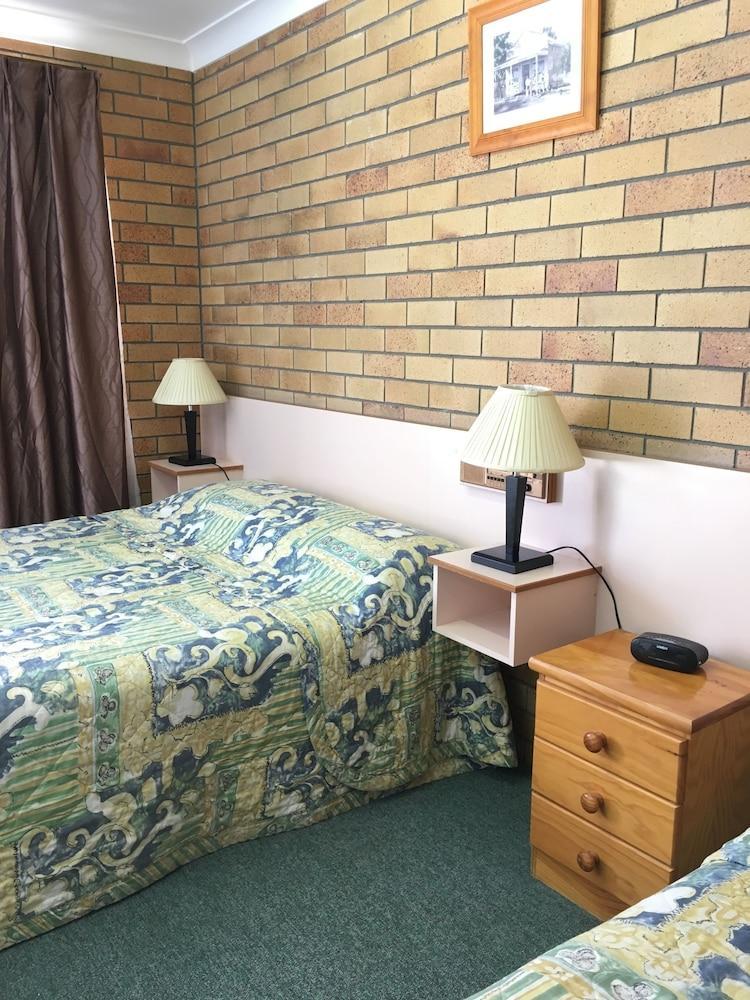 The Phoenix Artesian Spa Resort And Accommodation Moree Exterior foto